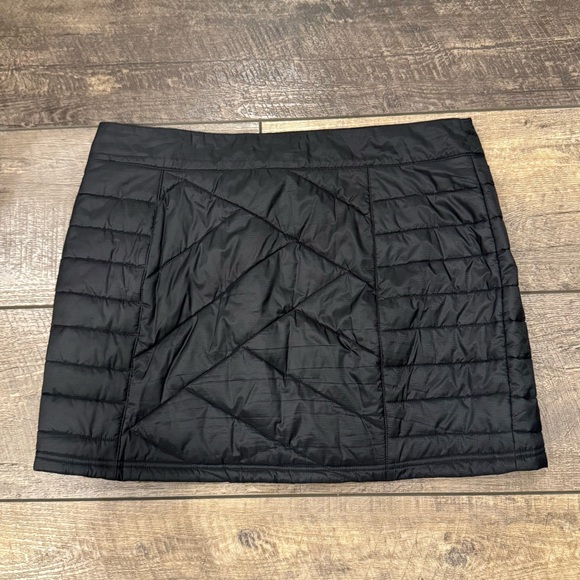 Smartwool Black Quilted Insulated Wrap Skirt | Winter Puffer Skirt Size XL - Picture 3 of 9